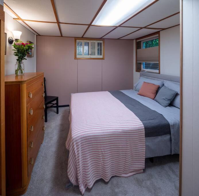 Seaview Hideaway Heated Floors, Free Parking Villa Seattle Buitenkant foto